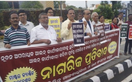 ନୂତନ ଫୈ।ଜଦାରୀ ଆଇନ୍ ର କାର୍ଯ୍ୟକାରିତା ସ୍ଥଗିତ ରଖିବାକୁ ଦାବିରେ ନାଗରିକ ପ୍ରତିବାଦ